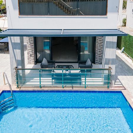 קוסדסי Luxury Villa Ada Marin מראה חיצוני תמונה