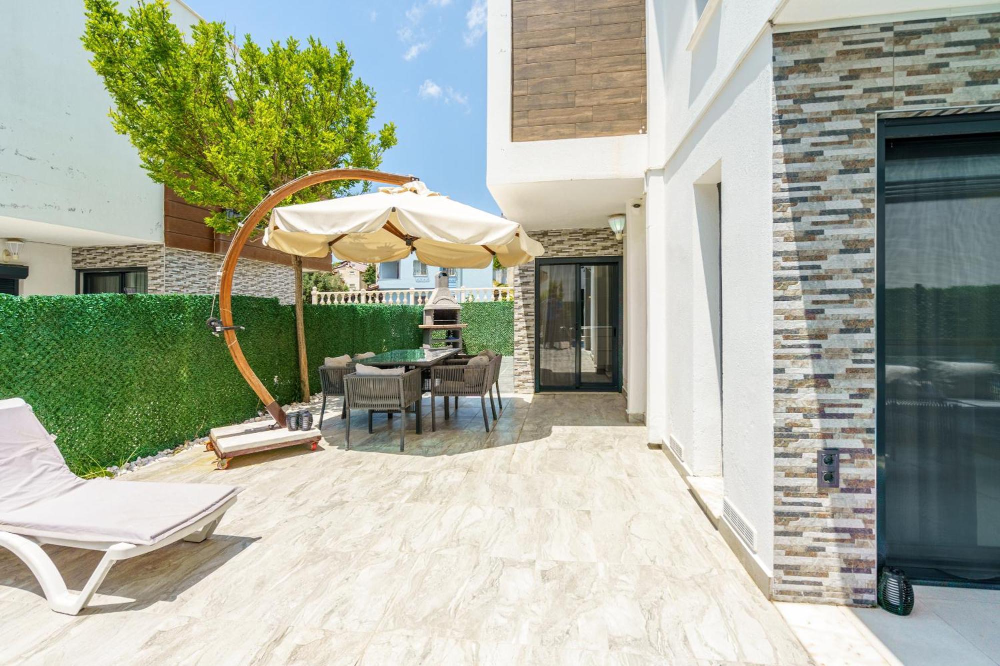 קוסדסי Luxury Villa Ada Marin מראה חיצוני תמונה